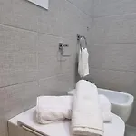 Πανσιόν Room's Stromboli 3*
