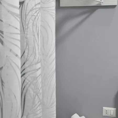 Room's Stromboli