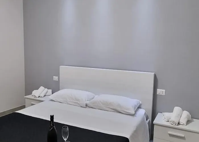 招待所 Room's Stromboli