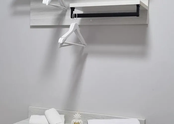 Room's Stromboli 招待所